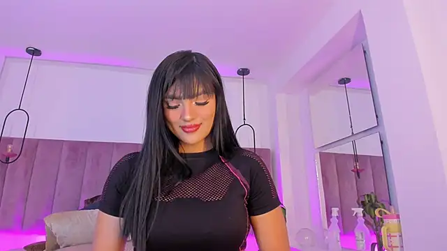 emmiily z online show from May 2026 08:07:02 PM