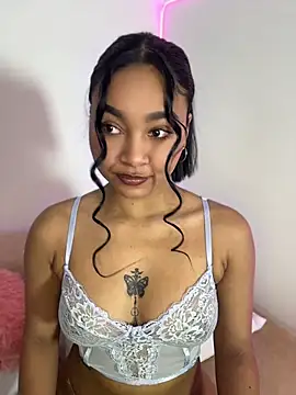 Lynda Bonnie online show from May 2026 12:21:02 PM