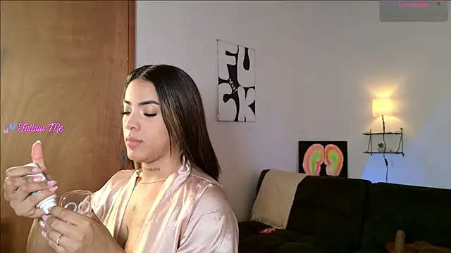 Maryybellax online show from June 2026 12:41:02 AM