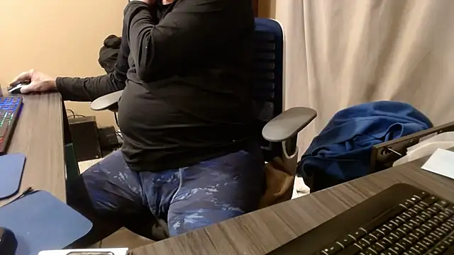 olderandwiser2 online show from April 2026 02:47:02 AM