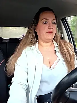 justtess online show from April 2026 05:03:02 AM