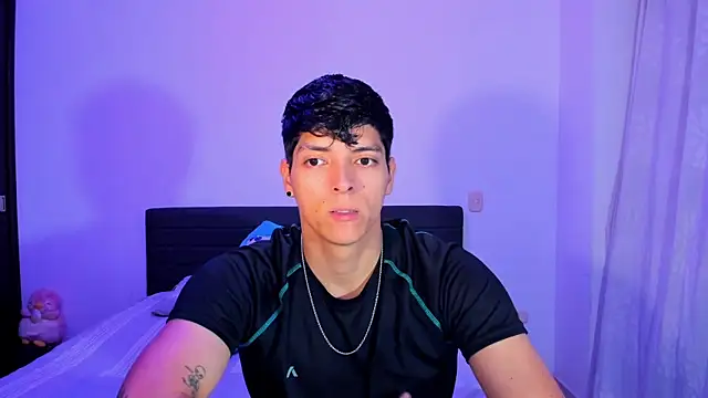  JacobMiller   online show from July 2026 11:18:02 PM