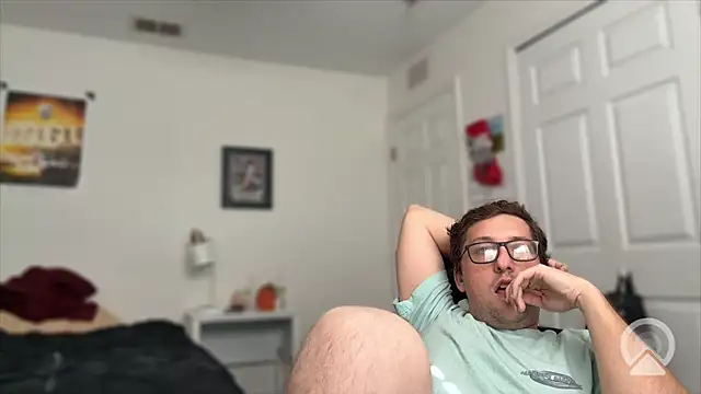 Milflover96 online show from April 2026 09:37:02 PM