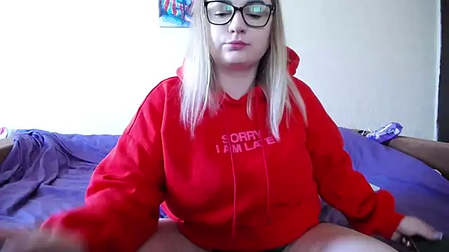 YourSwetiwGirl online show from April 2026 08:52:02 AM