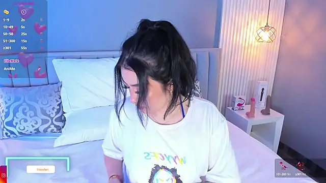 isolari  online show from March 2025 04:36:02 AM