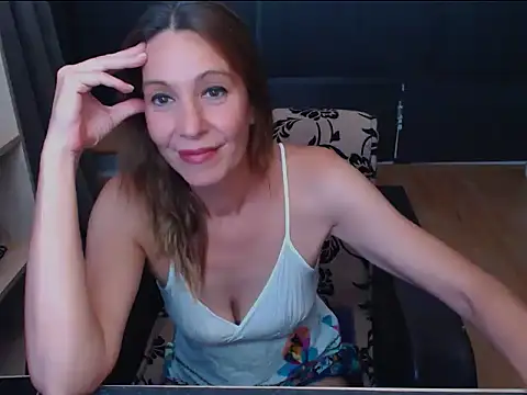 Snapshot of hannaha chatting on July 2026 06:17:02 PM hannaha online show from July 2026 06:17:02 PM