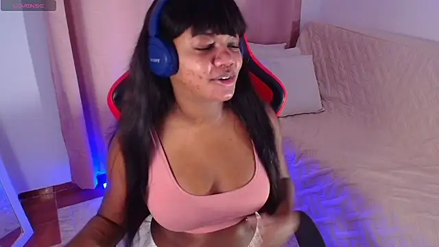 Daphnewalker   online show from July 2026 11:58:01 AM