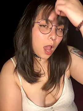 Solo yoss online show from October 2025 06:55:02 AM