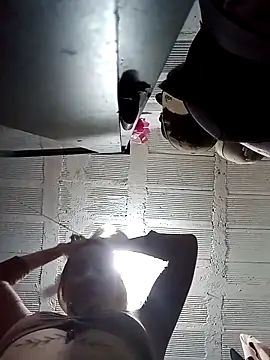 CandieGilson   online show from April 2026 09:59:01 AM