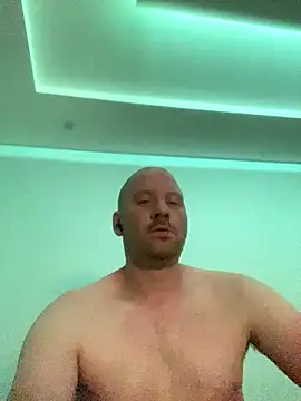 Krzysiekg123 online show from September 2025 10:04:02 PM