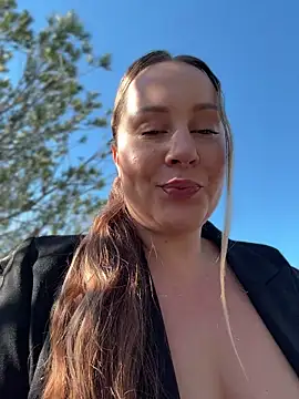 Mona Plus online show from April 2026 07:40:01 AM