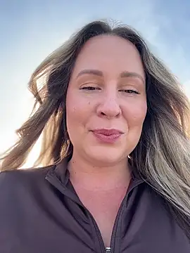 Mona Plus online show from April 2026 07:20:01 AM