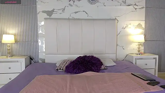 JanickBaker online show from April 2026 05:22:02 PM