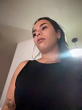 Naatalia online show from April 2026 10:15:02 PM