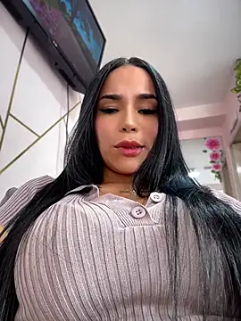 Naatalia online show from July 2026 05:12:02 PM