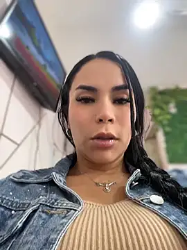 Naatalia online show from July 2026 07:16:01 PM