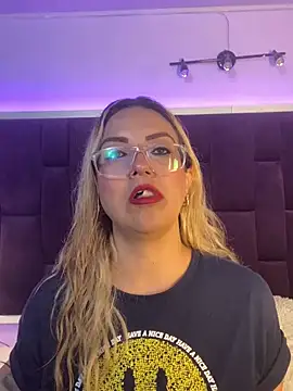 Azaahara  online show from March 2026 12:30:01 PM