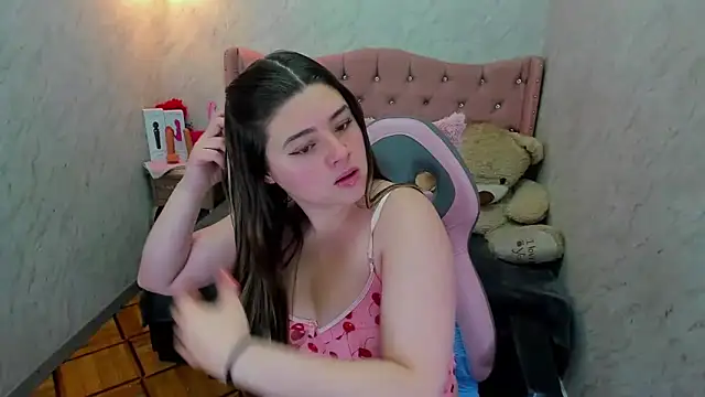 Lianngrace online show from April 2026 02:45:01 PM