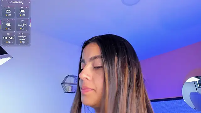 Bella walker  online show from April 2026 08:17:01 PM