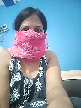 SWEETY GIRL 1 online show from February 2025 06:15:02 PM