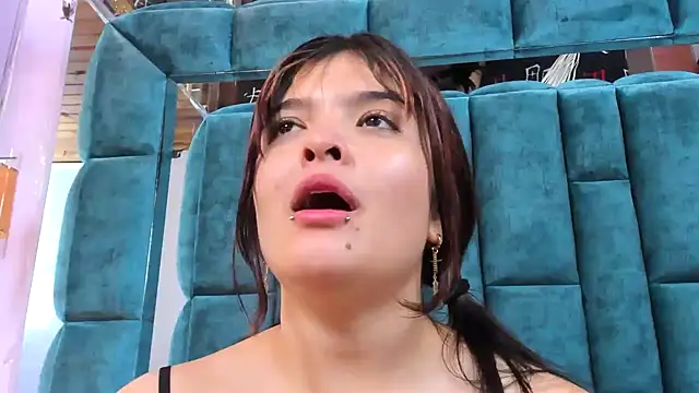 ARTEMISAKIM online show from March 2026 02:15:01 AM