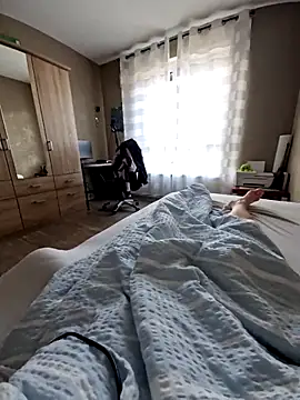 Snapshot of DerechteJunge chatting on March 2025 07:38:02 AM DerechteJunge online show from March 2025 07:38:02 AM