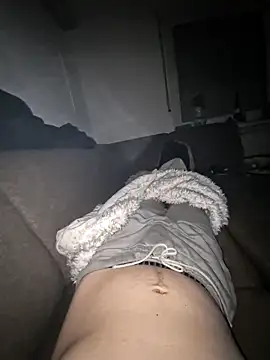 Snapshot of DerechteJunge chatting on March 2026 10:46:01 PM DerechteJunge online show from March 2026 10:46:01 PM