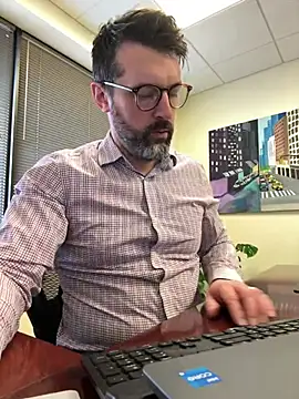 Snapshot of plaintreebull chatting on March 2026 03:30:01 PM plaintreebull online show from March 2026 03:30:01 PM