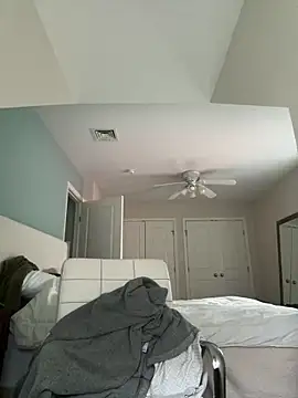 Snapshot of plaintreebull chatting on March 2026 06:03:01 PM plaintreebull online show from March 2026 06:03:01 PM