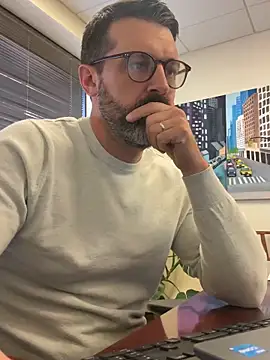 Snapshot of plaintreebull chatting on March 2026 04:21:02 PM plaintreebull online show from March 2026 04:21:02 PM