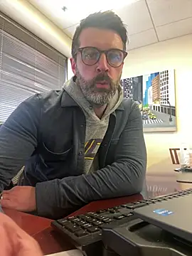 Snapshot of plaintreebull chatting on March 2026 06:35:01 PM plaintreebull online show from March 2026 06:35:01 PM