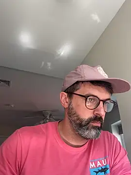 Snapshot of plaintreebull chatting on April 2026 03:50:02 PM plaintreebull online show from April 2026 03:50:02 PM