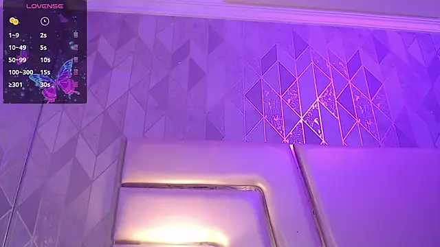 AnahisBennett online show from April 2026 04:17:02 AM