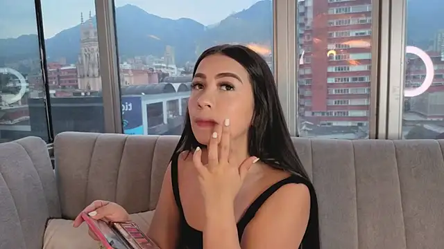 Ivanna West online show from March 2026 11:47:02 AM