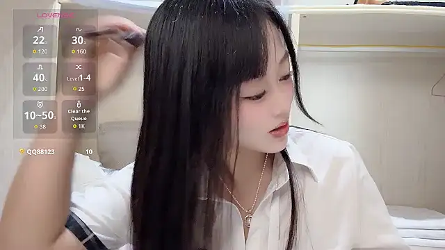 yueyue2003 online show from July 2026 05:45:02 AM