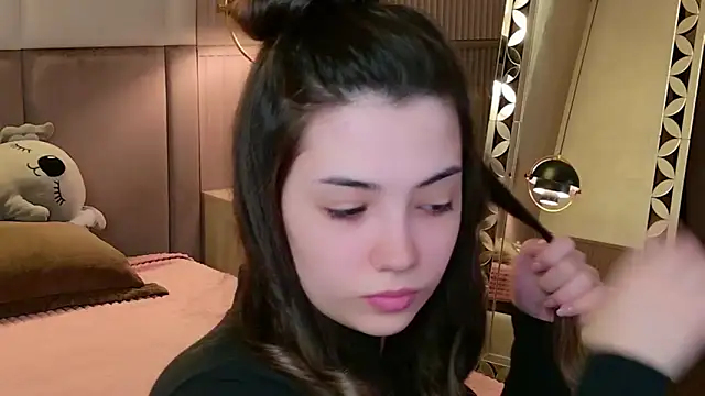 Alice Deleon online show from February 2026 10:47:01 AM