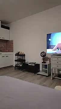 Snapshot of Miss_candymandy chatting on April 2026 07:54:01 PM Miss candymandy online show from April 2026 07:54:01 PM