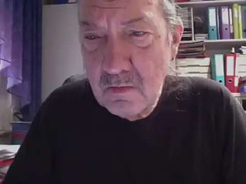 HMStraps01 online show from February 2025 07:23:02 AM