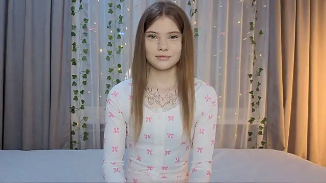 CarolinePepper online show from March 2026 01:50:02 PM