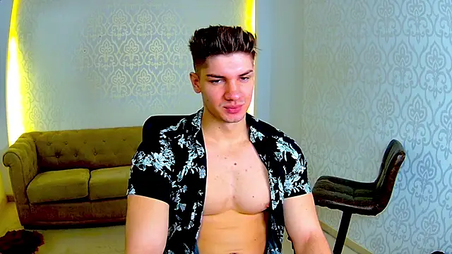 MaxKaiden online show from February 2026 06:26:01 AM