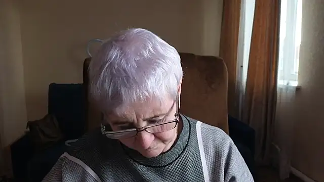 Sandra Snowflake online show from April 2026 11:12:01 AM