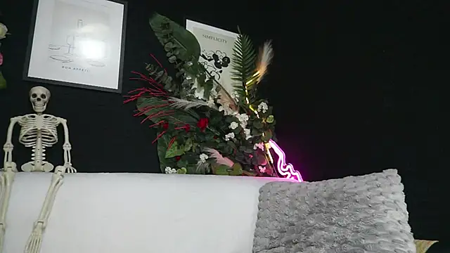 IngAdn online show from October 2025 06:50:02 PM