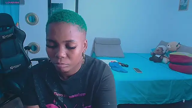 DashaSousaa online show from March 2025 01:42:02 PM