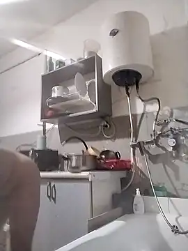 mokra olka online show from April 2026 04:01:01 AM