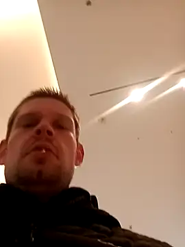 VickyDevilEU online show from October 2025 02:18:02 PM