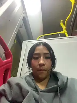 kitty jets online show from March 2025 05:12:01 AM