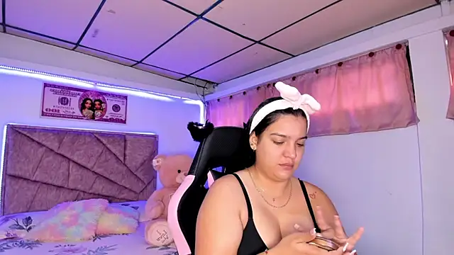 Cristal Smith20 online show from March 2026 12:11:02 PM