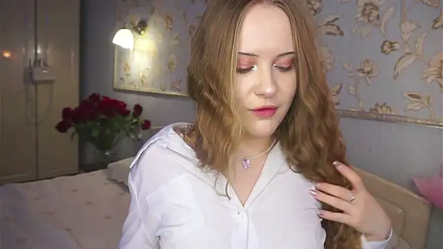 QuennaCoote online show from April 2026 07:22:01 AM