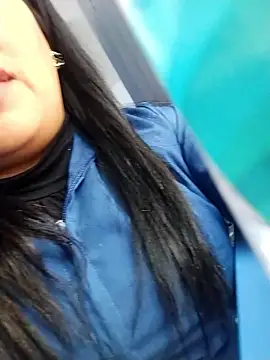 Lobitasexiii online show from February 2026 05:58:01 PM