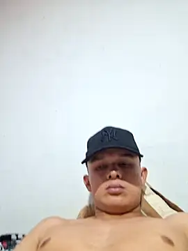 mikytoo online show from March 2026 09:21:02 PM
